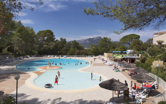 France, Var (83), Le Pradet, village residence de vacances "La Bayette", Vacances pour tous, piscine