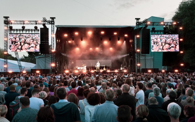 CHARLIE WINSTON
FESTIVAL DE TRELAZE
PHOTO REGINE LEMARCHAND POUR FESTIVAL DE TRELAZE
TRELAZE
29 JUIN 2023